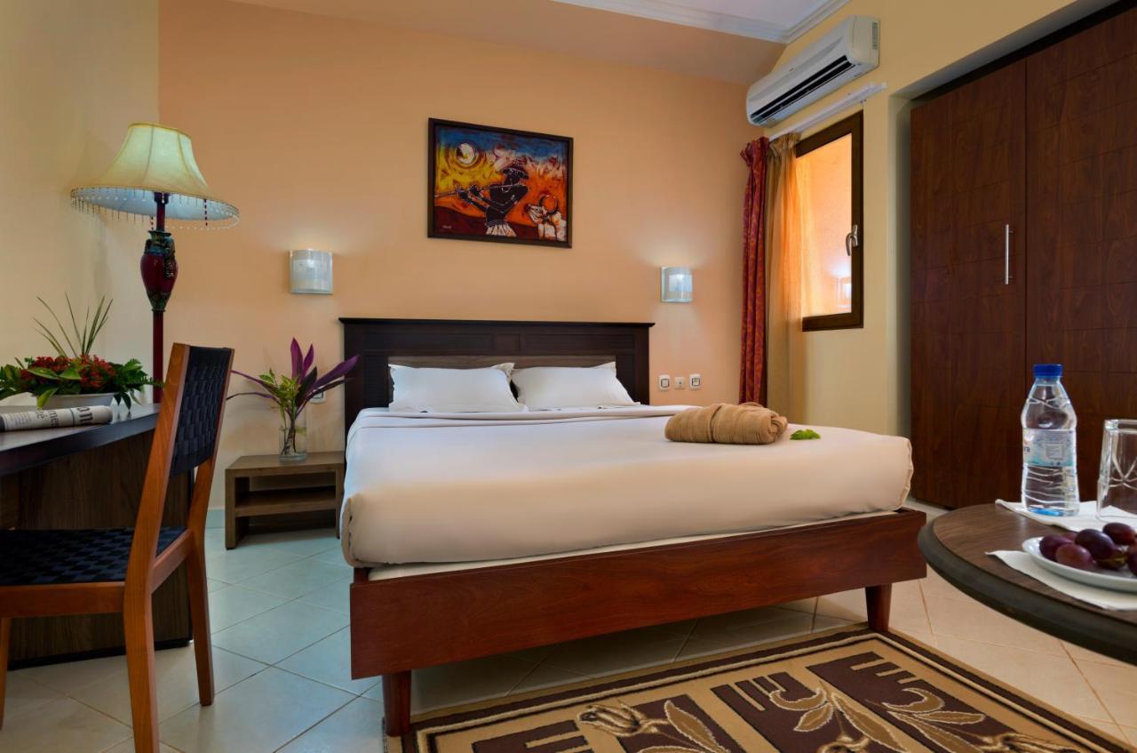 Dunia Hotel บิสเซา ภายนอก รูปภาพ
