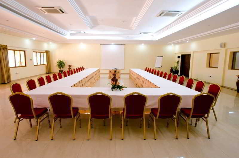 Dunia Hotel บิสเซา ภายนอก รูปภาพ