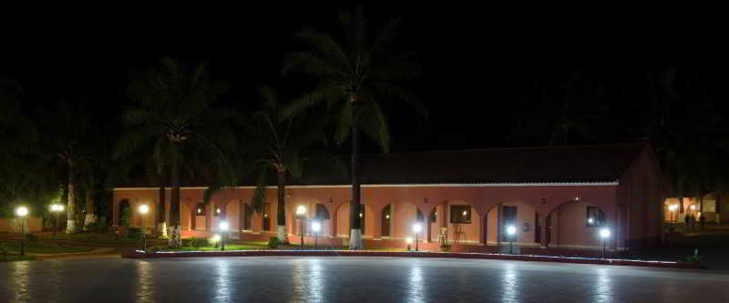 Dunia Hotel บิสเซา ภายนอก รูปภาพ