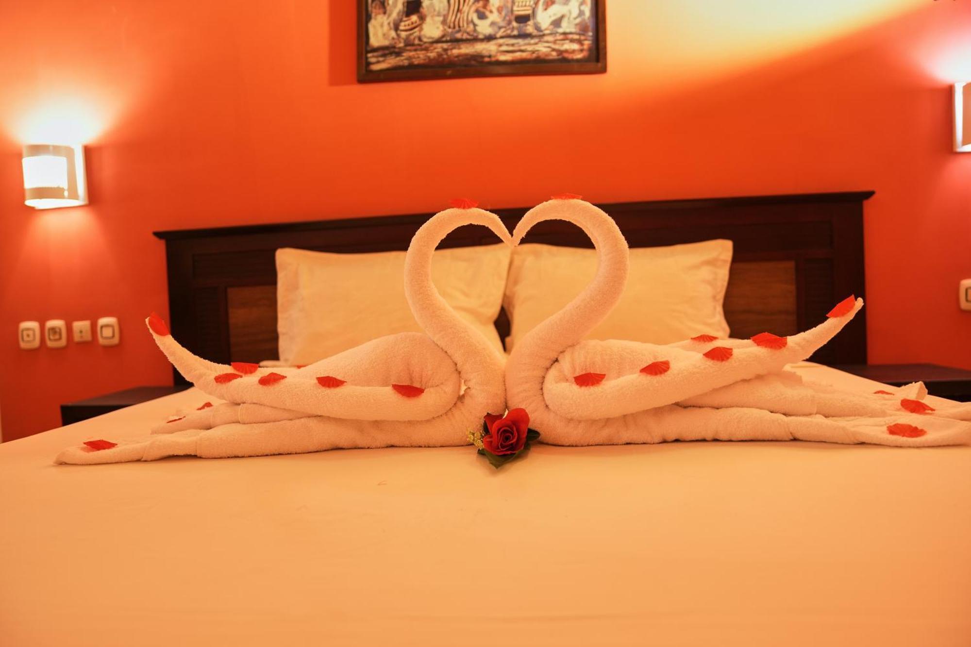 Dunia Hotel บิสเซา ภายนอก รูปภาพ