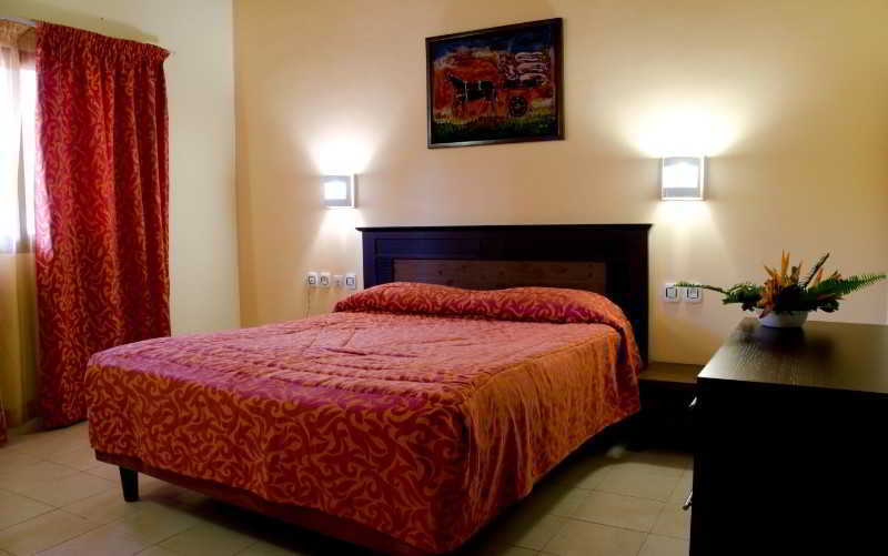 Dunia Hotel บิสเซา ภายนอก รูปภาพ