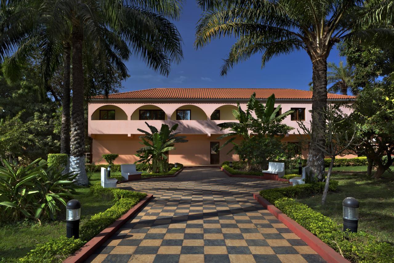 Dunia Hotel บิสเซา ภายนอก รูปภาพ