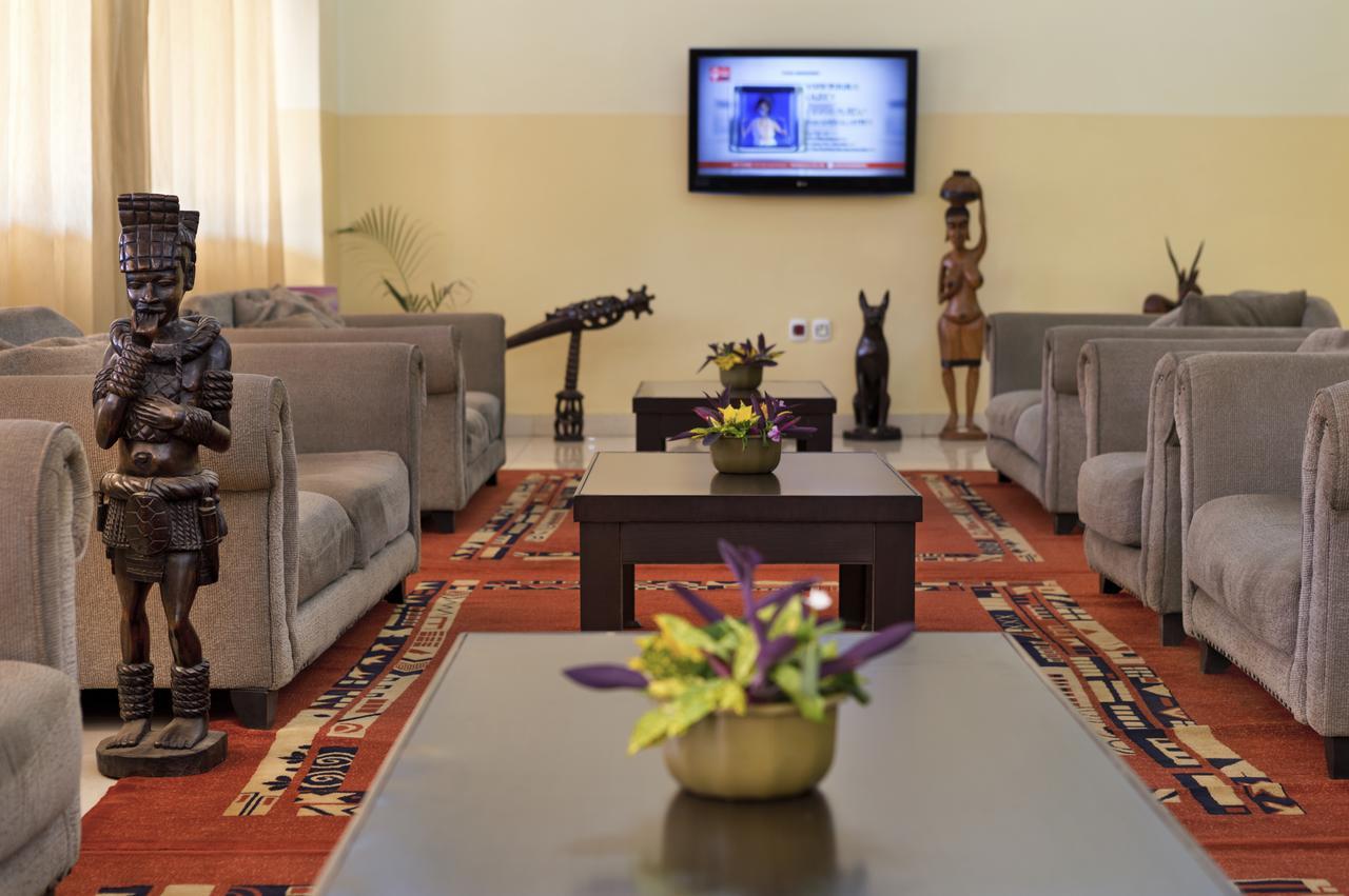 Dunia Hotel บิสเซา ภายนอก รูปภาพ